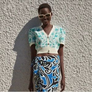 ZARA • Floral Knit Jacquard Cardigan Jacket Size Small